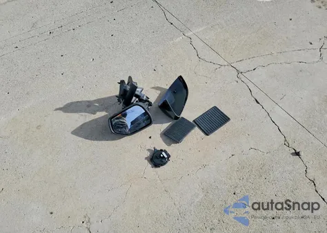 2022 Ford Explorer St z USA, uszkodzony, nr VIN 1FM5K8GC7NGA80633